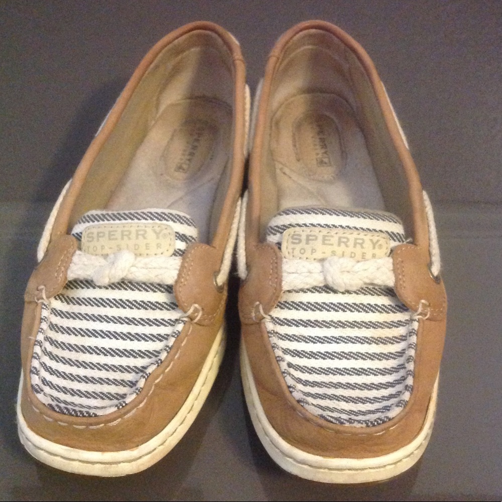 Sperry Topsider boat shoes
